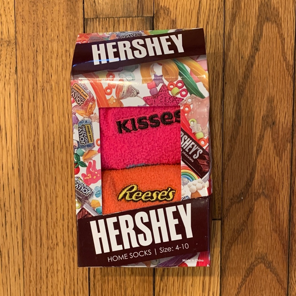HERSHEY Pink & Orange Branded Home Socks - Bright Pink Kisses & Orange Reese's